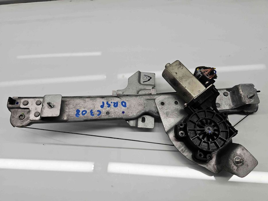 Macara electrica geam dreapta spate Dacia Duster (PH2, H79) [Fabr 2013
