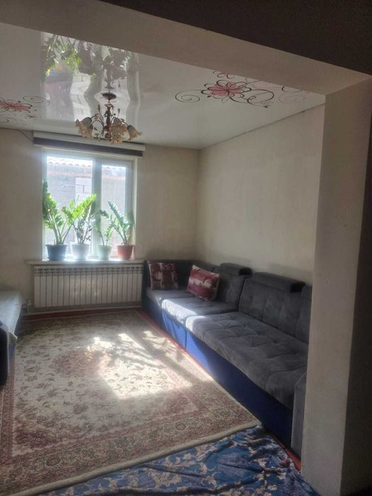 Үлкен үй сатылады