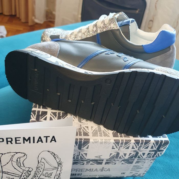 Adidași Premiata nr 39