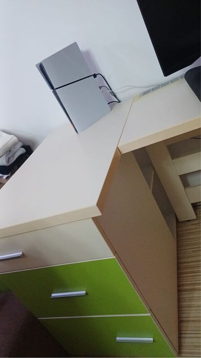 Pat + birou VAND URGENT