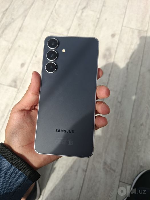 Samsung Galaxy S25 fe 12/256