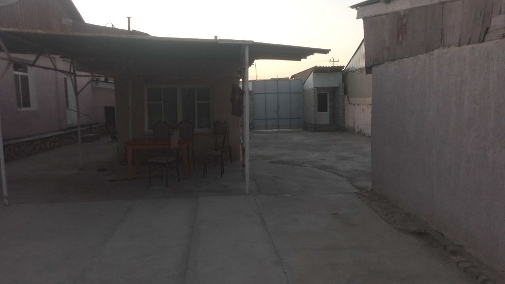 Kogon gorodda uchastka sotiladi