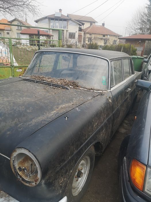 Продавам Мерцедес W 110*2.0 бензин 1969 година