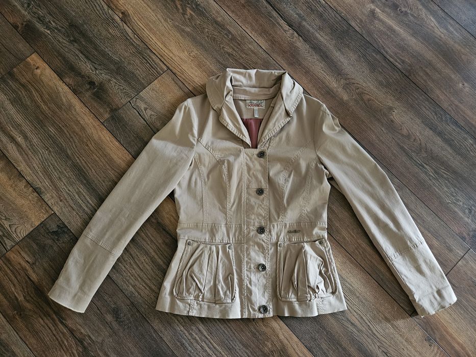 Спортно-елегантно яке  Kensol  46 размер