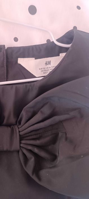 Детска рокля H&M, като нова 9 €.