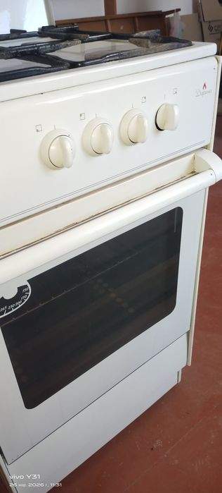 Газ Плита продам..