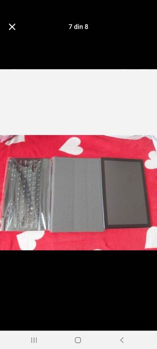 Vând tableta de 512GB memorie interna și 12GB Ram