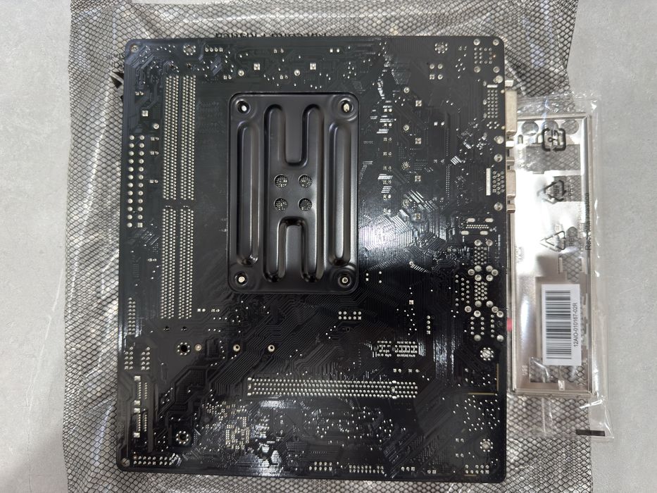 Материнская плата Asrock A320M-DVS