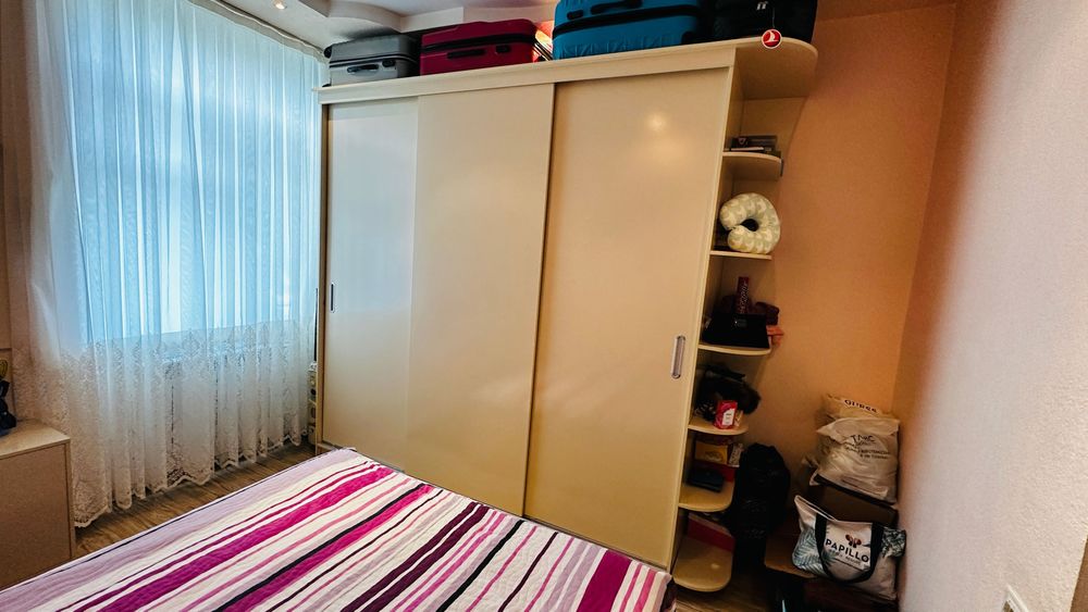 Спальный гарнитур