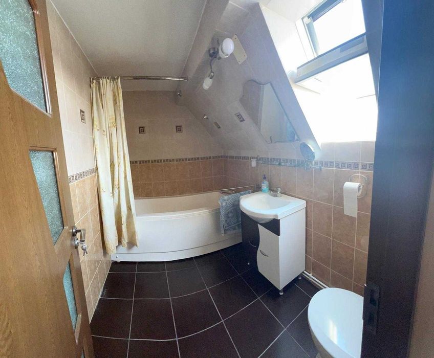 Casa in Vladimirescu 450 mp sau 1213 mp