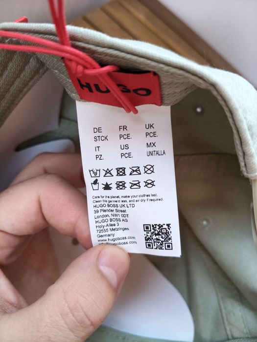 Hugo șapcă unisex verde deschis cu logo roșu mărime OS noua originala