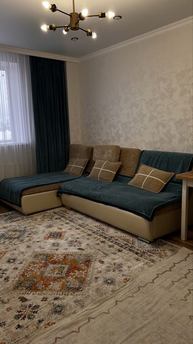 Диван в хорошем состоянии!