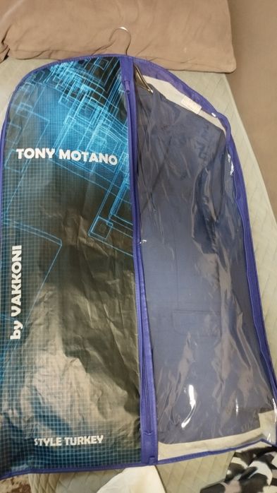 Продам костюм с брюками.