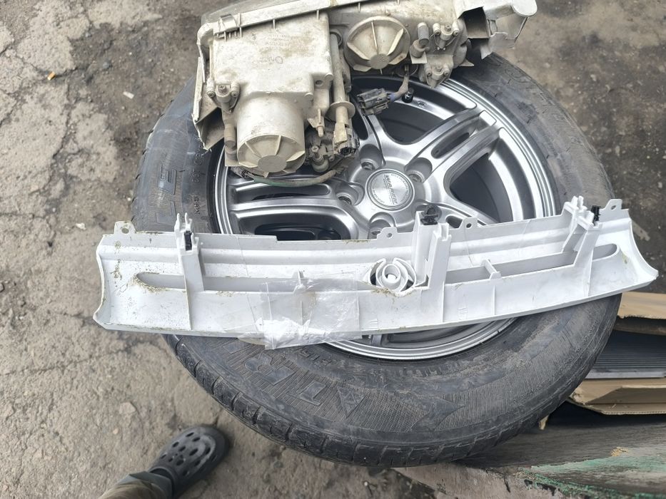 Запчасти на Мазду 626 кронос