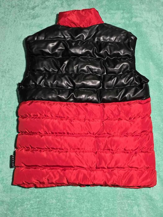 Елек нов Филип Плейн