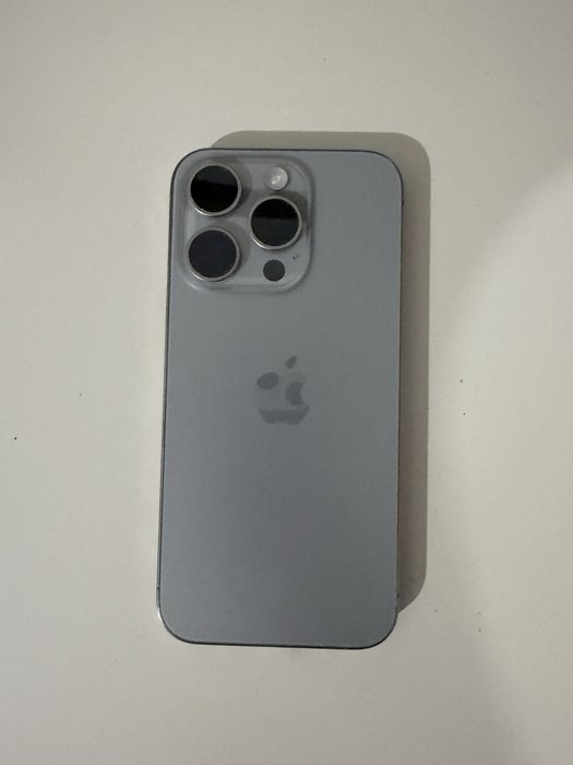Продам IPhone 15 Pro, 128GB