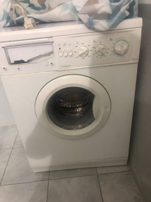 Стиральная машина Indesit