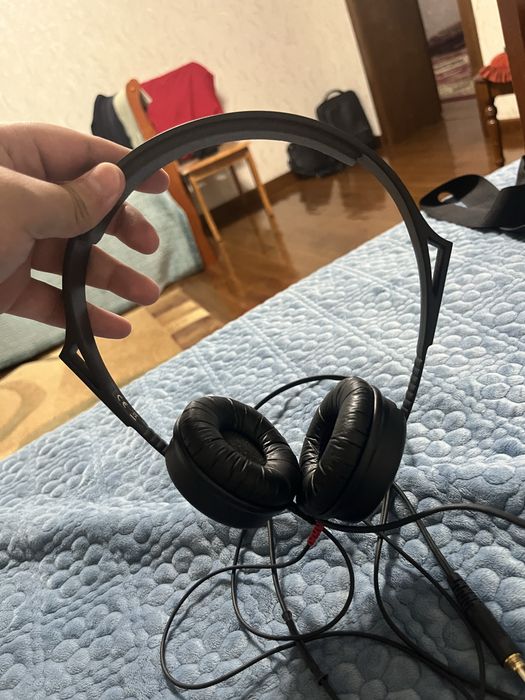 Наушник Sennheiser hd25 light