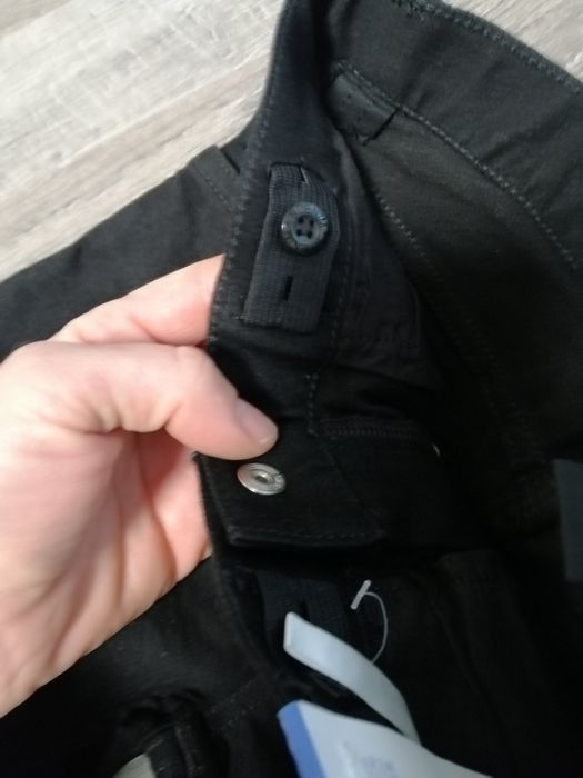 Чисто Нови дънки