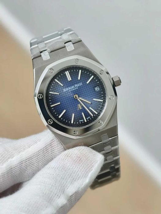 Audemars Piguet Royal Oak Extra-thin Jumbo