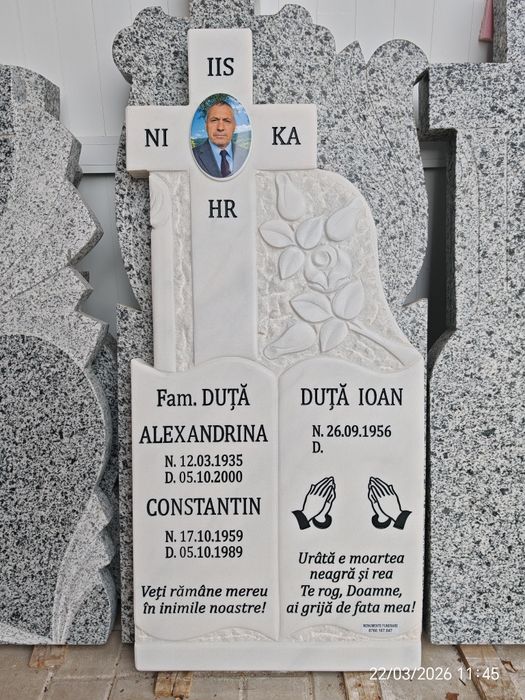 Gravare Monumente funerare - Cruci din marmura