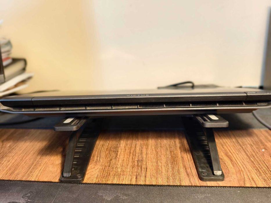HP Victus 15 — i5-12450H / GTX 1650 / 8GB / 512GB / 144Hz