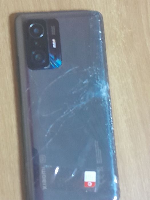 Vând telefon Mi 11T Pro 5G 128GB