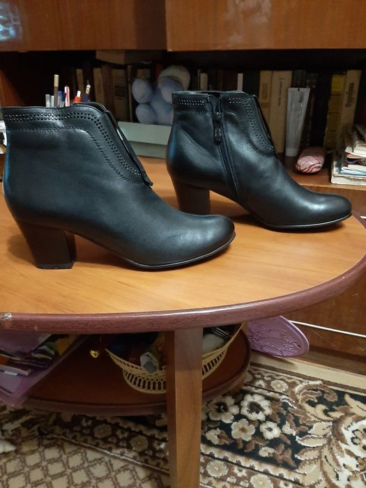 Продам полусапожки