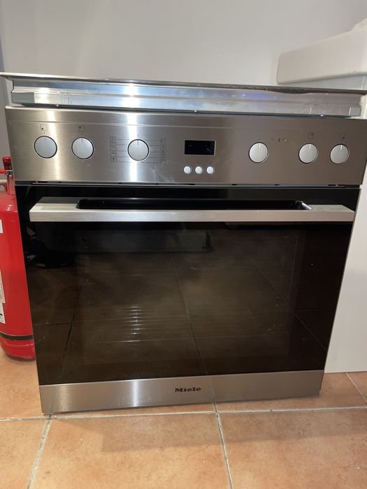 Vand cuptor miele + hota