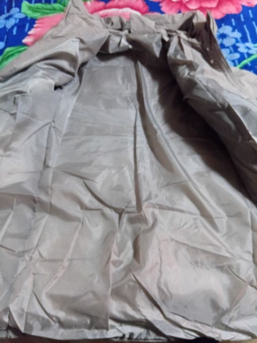 Продам куртку зимнею