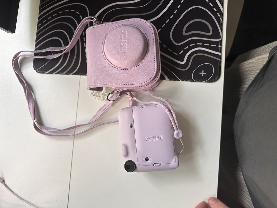 Продам instax 12 mini