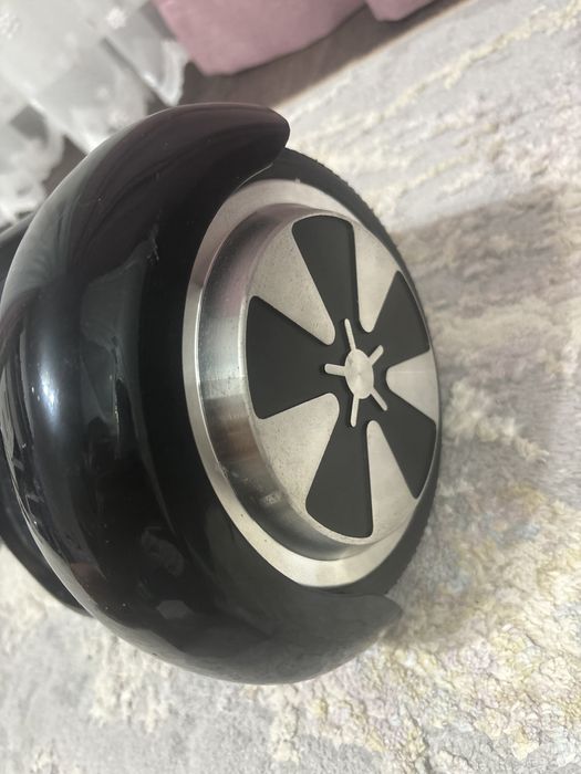 Торг есть.Гироскутер продам