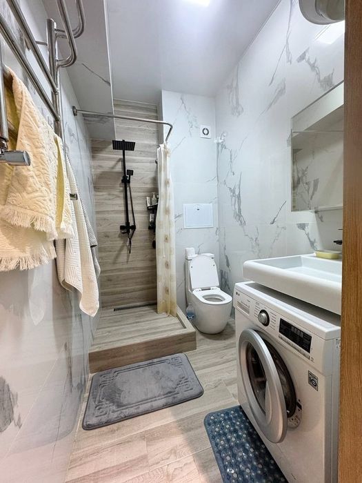 Продаётся квартира в р-не Мирзо-Улугбек, Экобазар 2/5/7, Новостройка