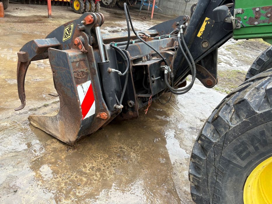 Vand cupa multifunctionala pentru incarcator frontal