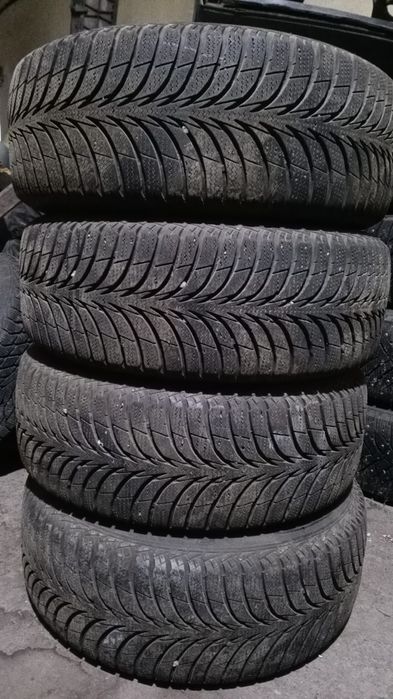 Диски с резиной на Мерседес