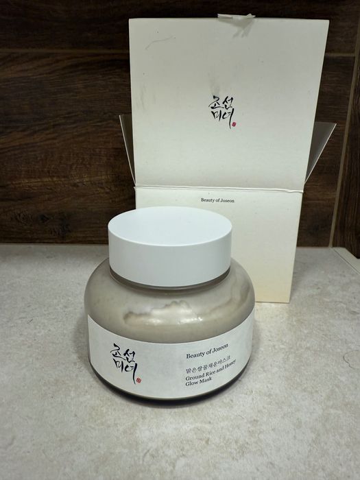 Beauty of Joseon
Ground Rice and Honey
Glow Mask