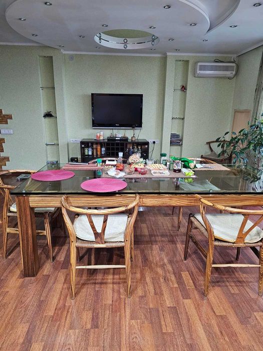 Продам 5 комнатную квартиру