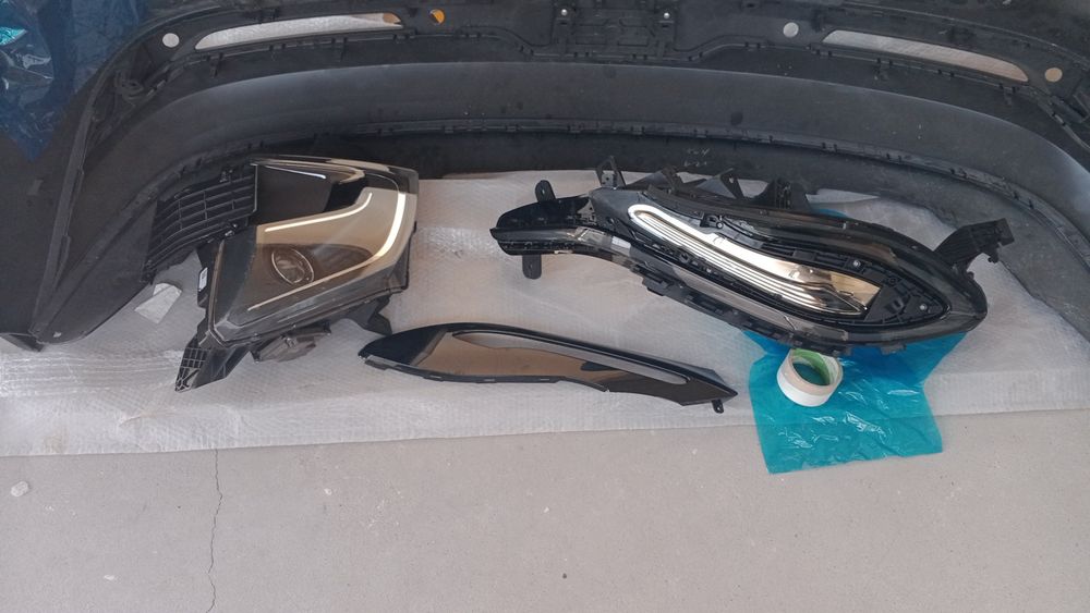 Old chap tomon ustki fara HONGQI EQM5 | Передняя левая верхняя фара