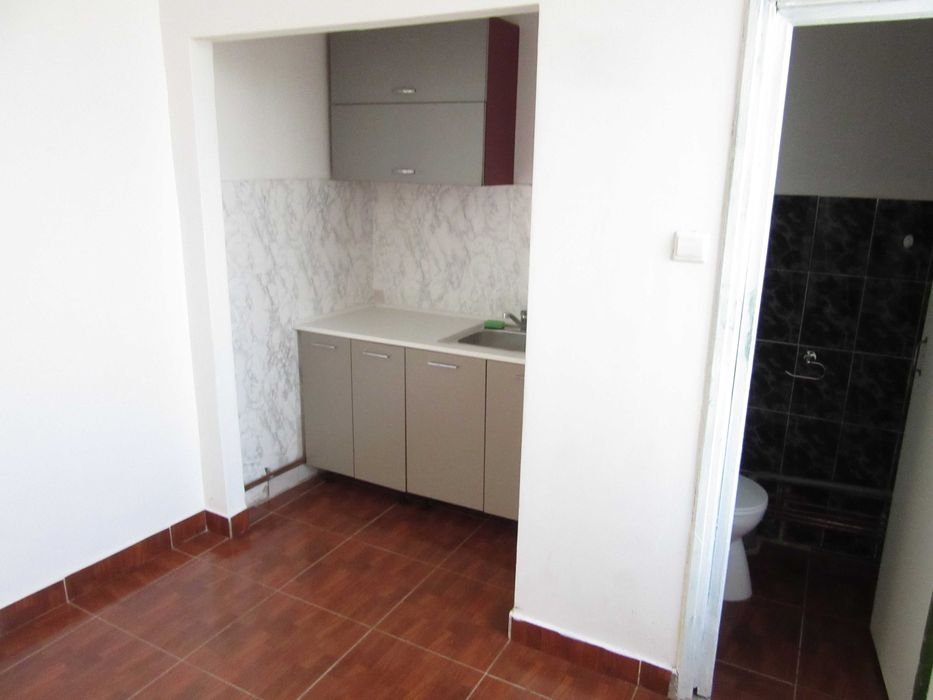 Spatiu Comercial 50 mp