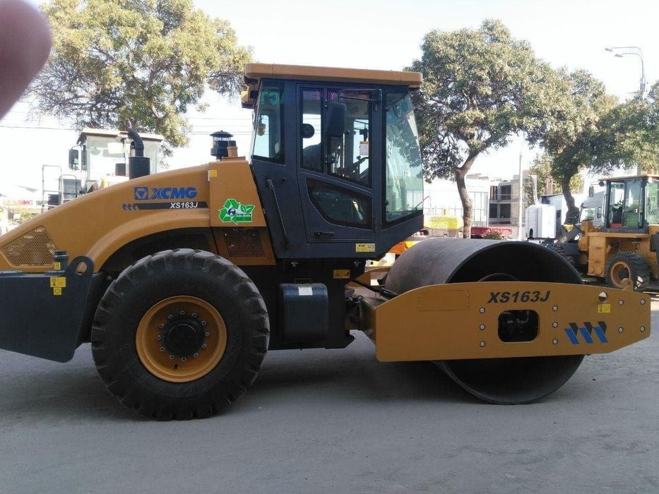 Каток ХСМЖ 16тонн