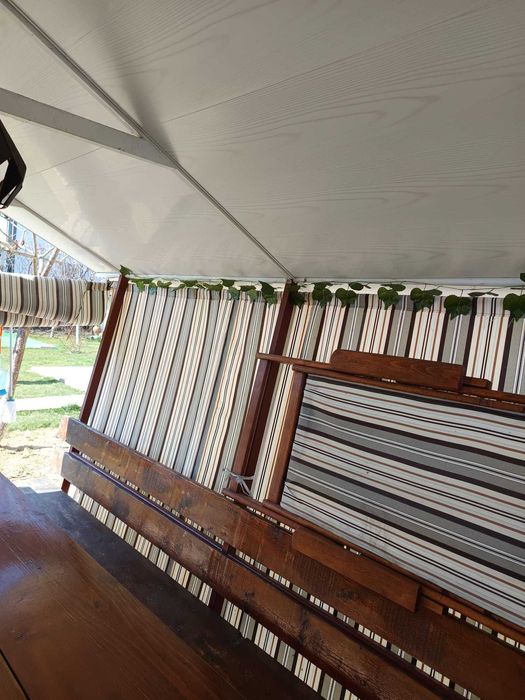 Pavilion de gradina cu 12 locuri