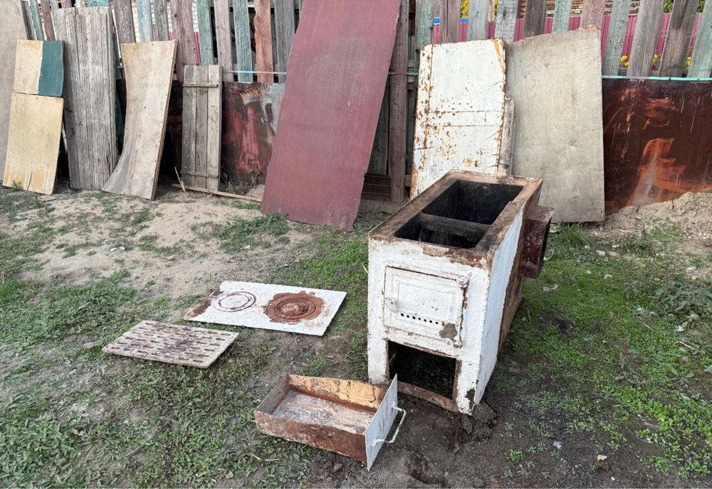 Дверь железная продаётся