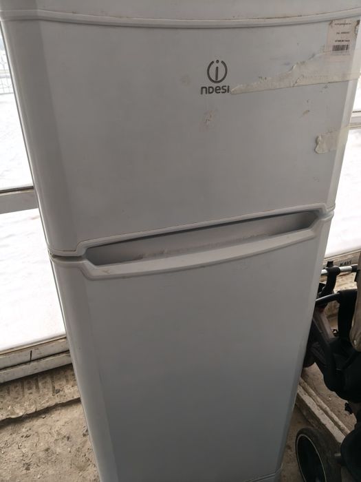 Срочна продам  холодильник