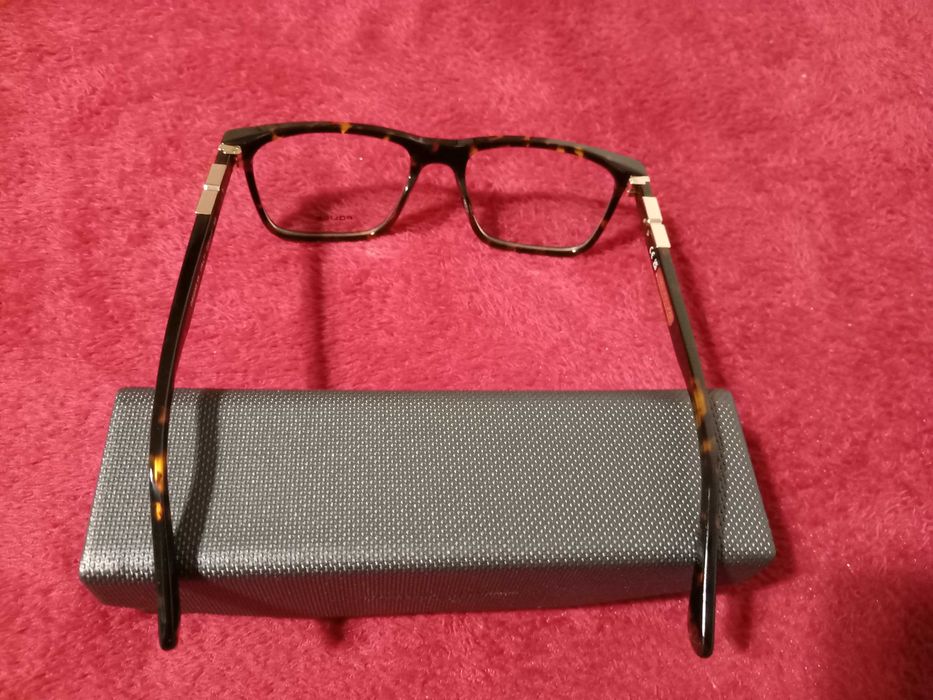 Rame  ochelari  vedere  barbati  originale , marca  POLICE - Noi