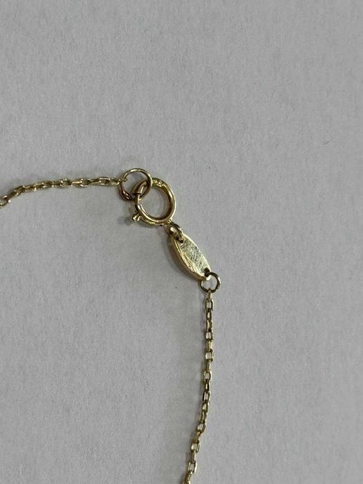 Дамска златна гривна - 14К с декоративни камъчета (3.37гр)