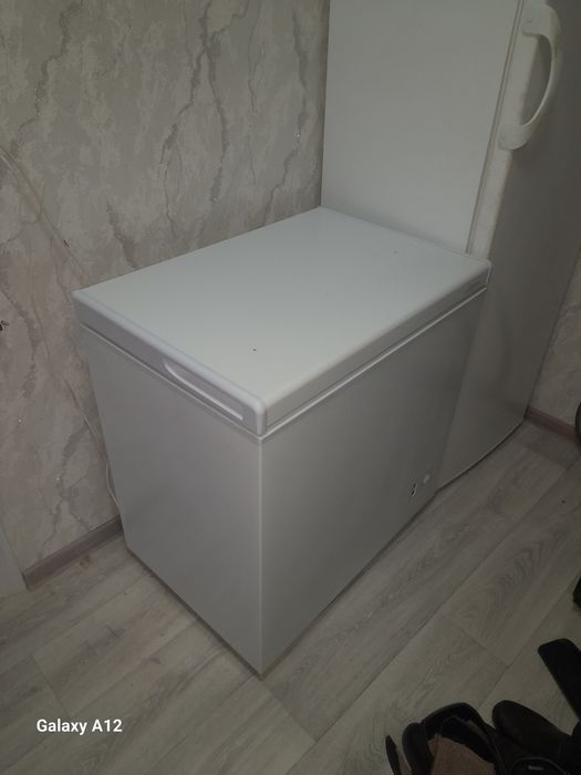 Продам морозилку.