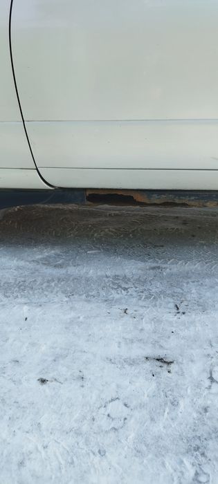 Автомобиль Nissan Leopard