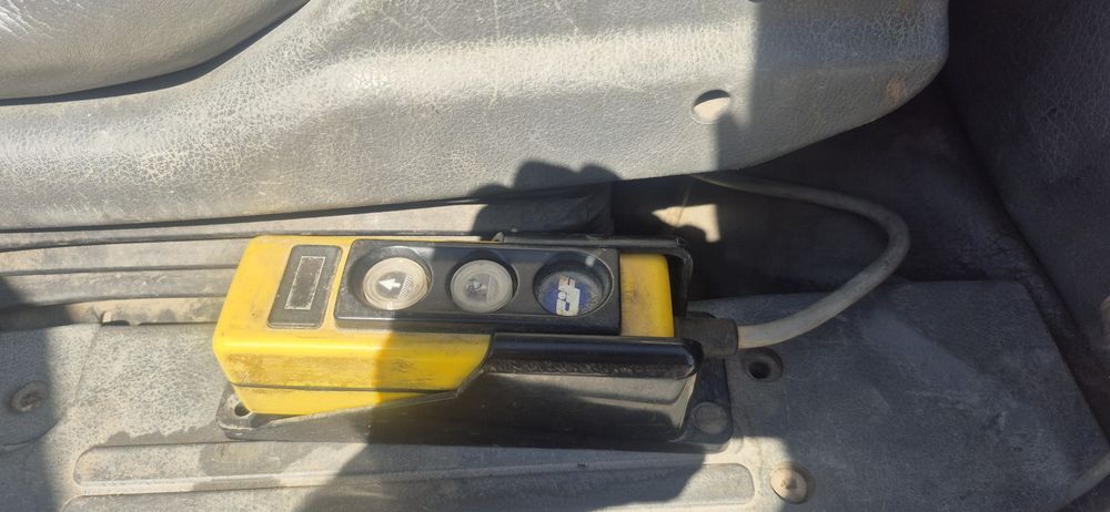 Mitsubishi CANTER 2.8 Basculanta.