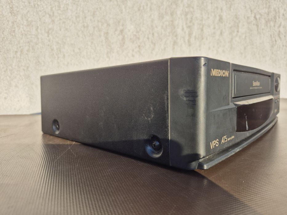 Vând video recorder marca Medion model MD- 8985 made in Germany