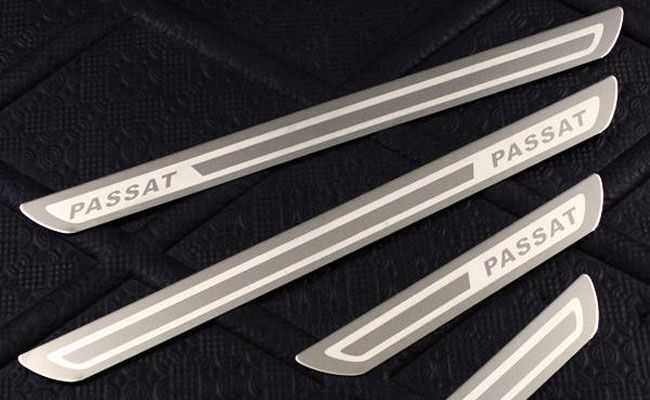 Ornamente / protectii INOX praguri - Volkswagen Passat B8